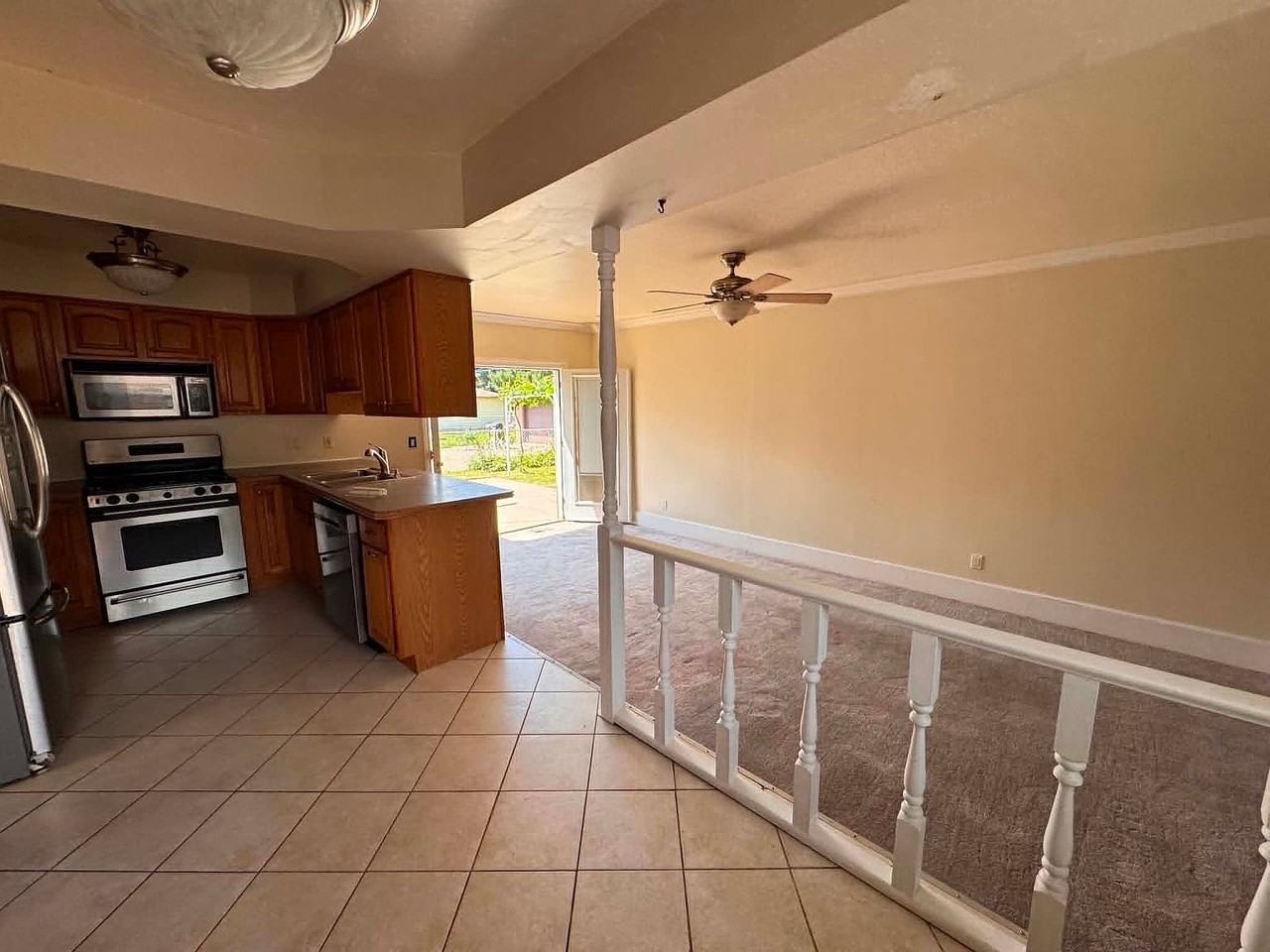 32345 Hawthorne Dr - Photo 4 of 5