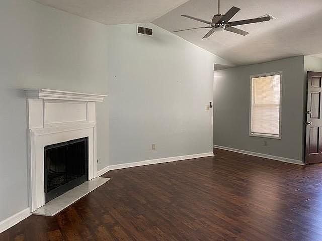 4970 Turtle Smt Ne - Photo 7 of 10