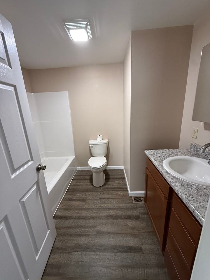 2 Holkins Rd - Photo 5 of 8