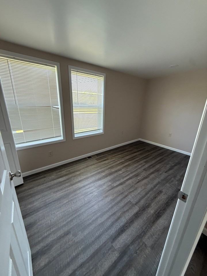 2 Holkins Rd - Photo 6 of 8
