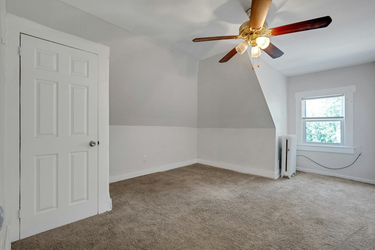 127 S Burnett St #2 - Photo 7 of 8