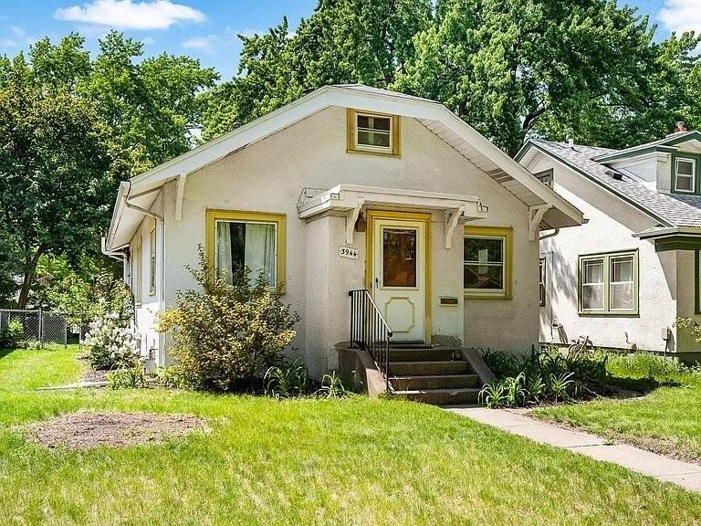 3944 28th Ave S - Photo 4 of 15