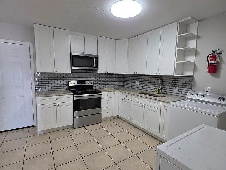 342 W Palmetto St #8 - Photo 2 of 3