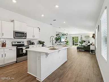 2287 Shady Breeze Ln - Photo 3 of 20
