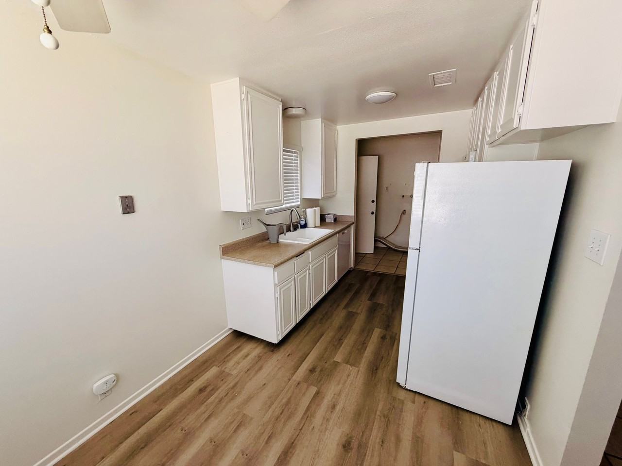 3432 Hollencrest Rd - Photo 4 of 20