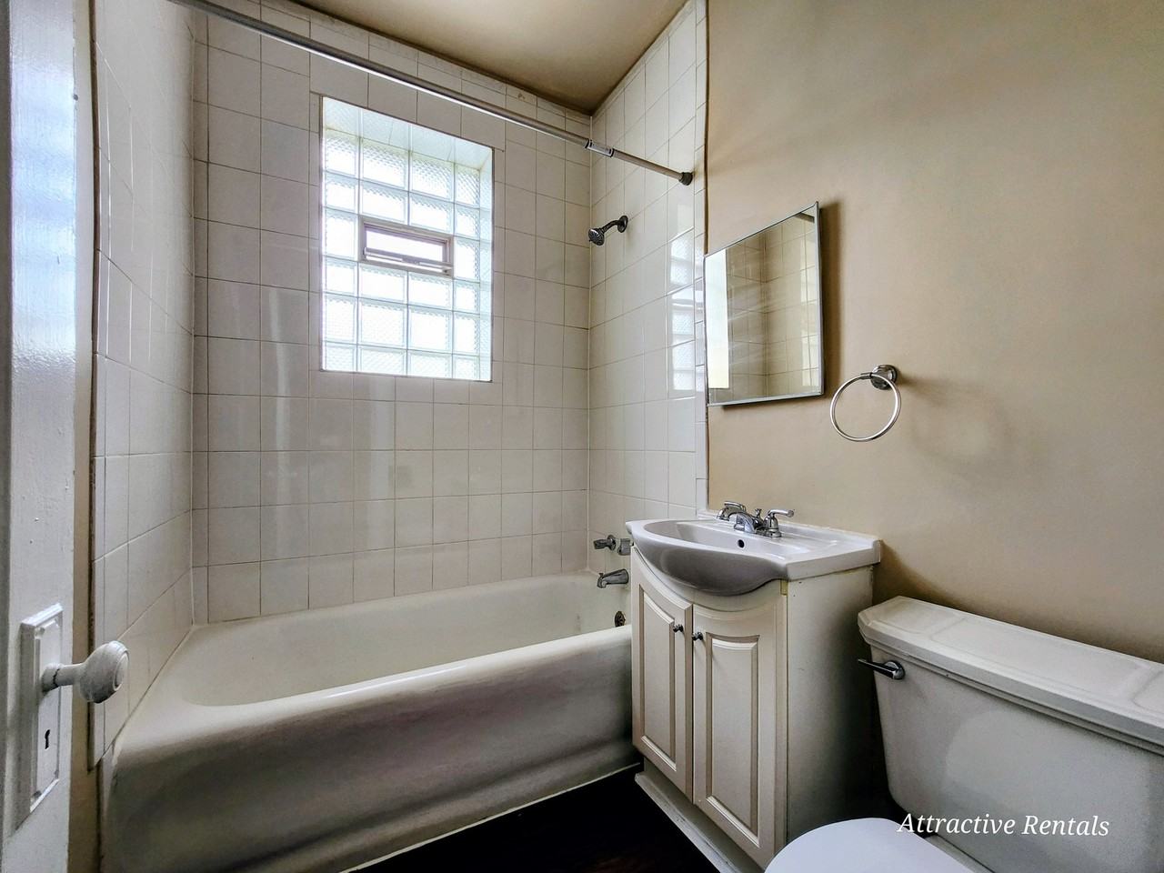 1150 S Mason Ave #A2 - Photo 5 of 10