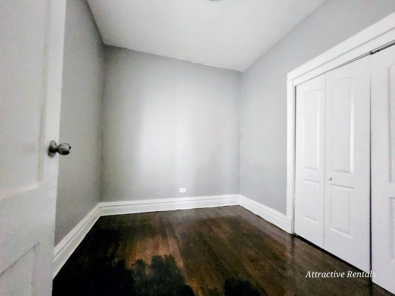 6930 S Wabash Ave #1 - Photo 5 of 12
