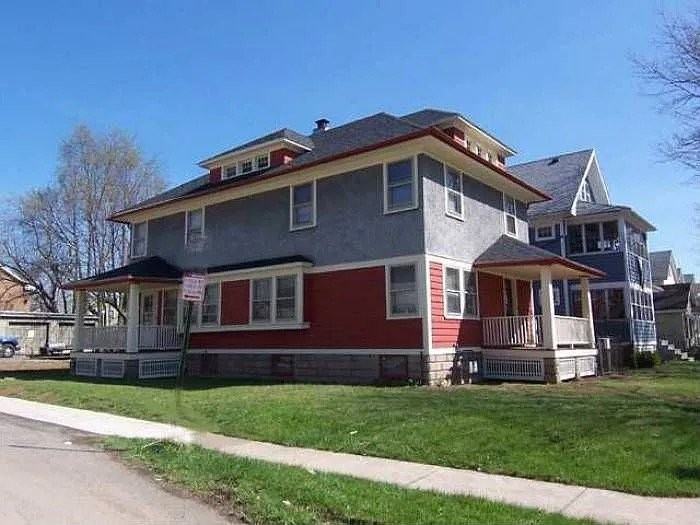 186 Spruce Ave