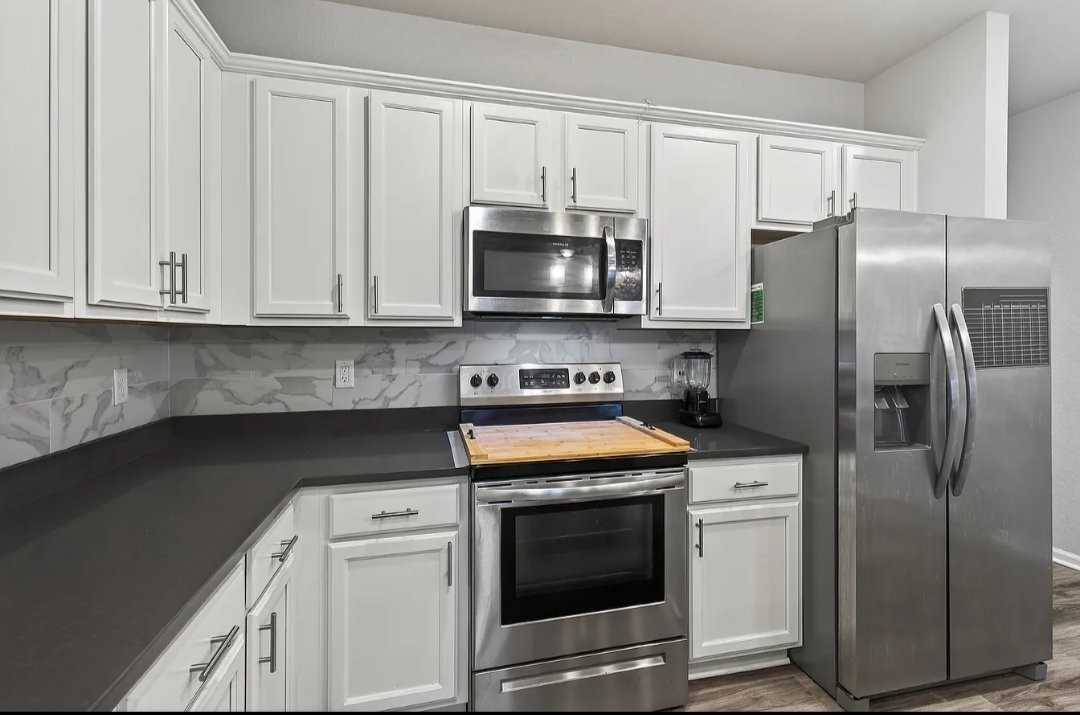 1009 White Marsh Rd - Photo 2 of 13