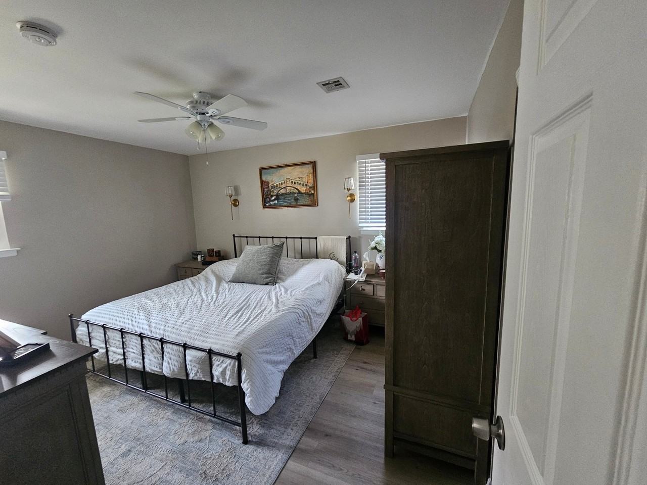 602 College Rd - Photo 7 of 19