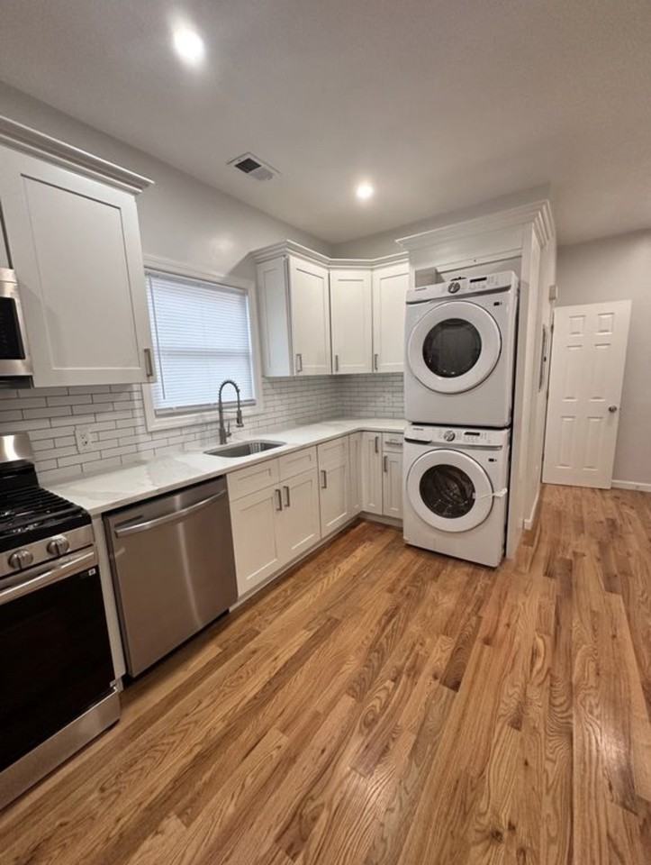 1300 Lincoln St #1R - Photo 2 of 6