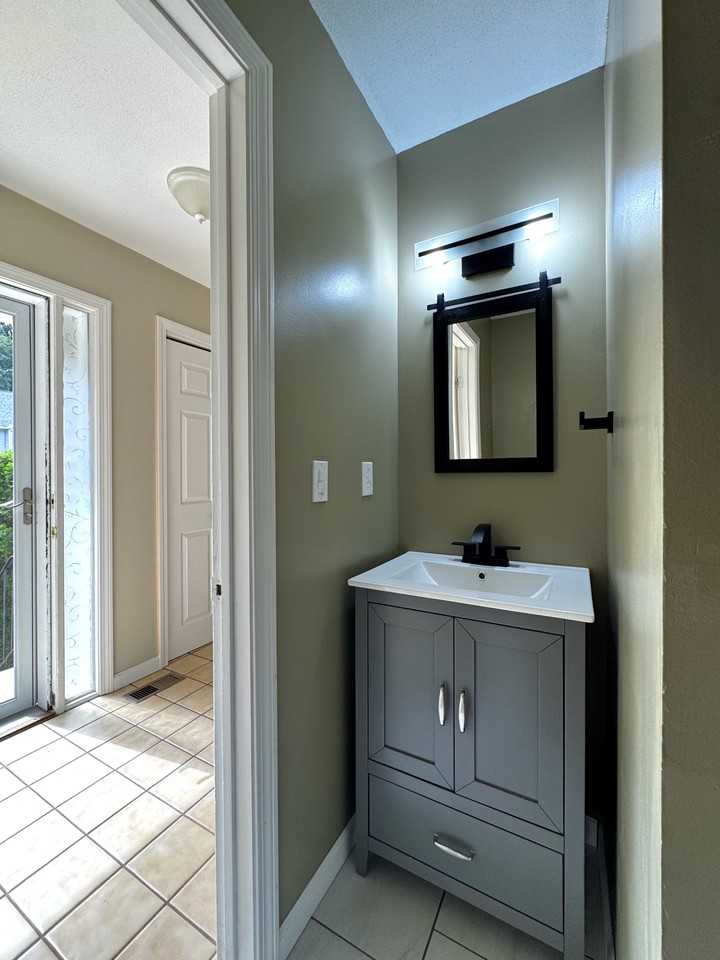 114 Oak Ridge Dr #114 - Photo 7 of 22