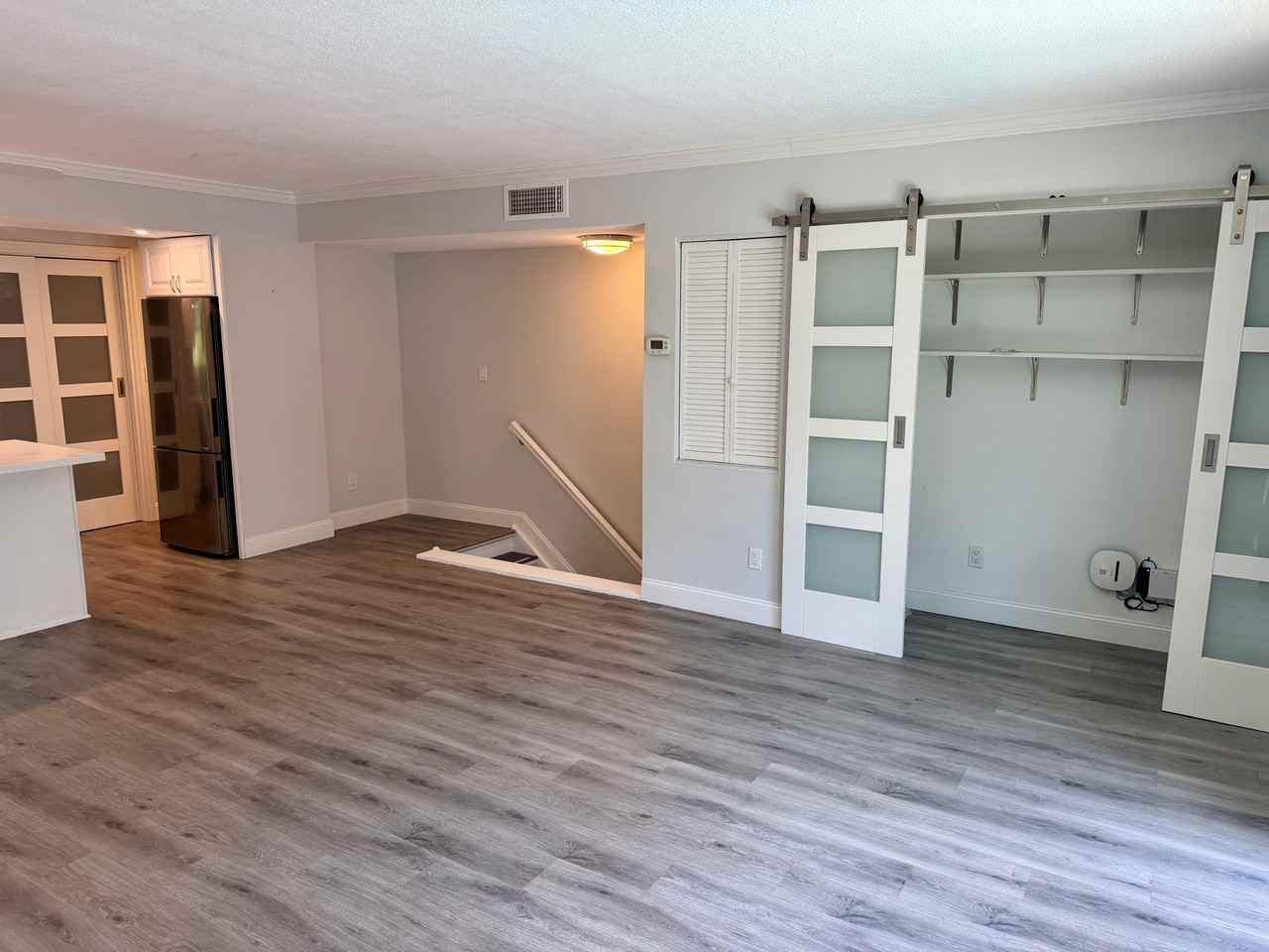 105 4th Ave Ne #206 - Photo 5 of 12