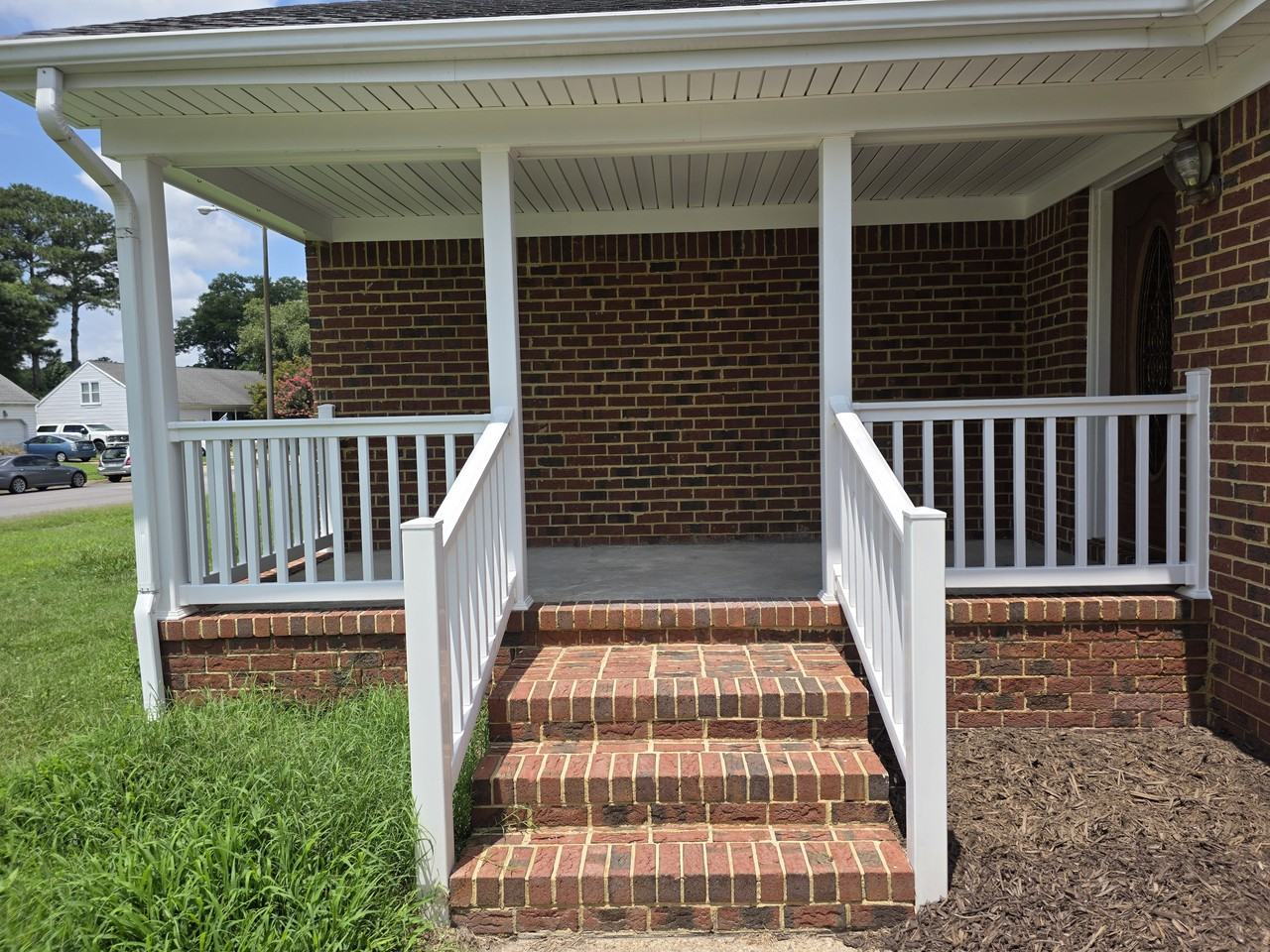 421 Currituck Drive - Photo 4 of 41