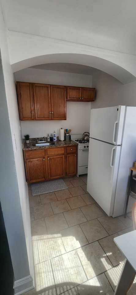 317 S Oak Park Ave #406 - Photo 6 of 17