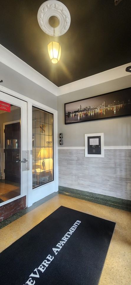 317 S Oak Park Ave #406 - Photo 7 of 17