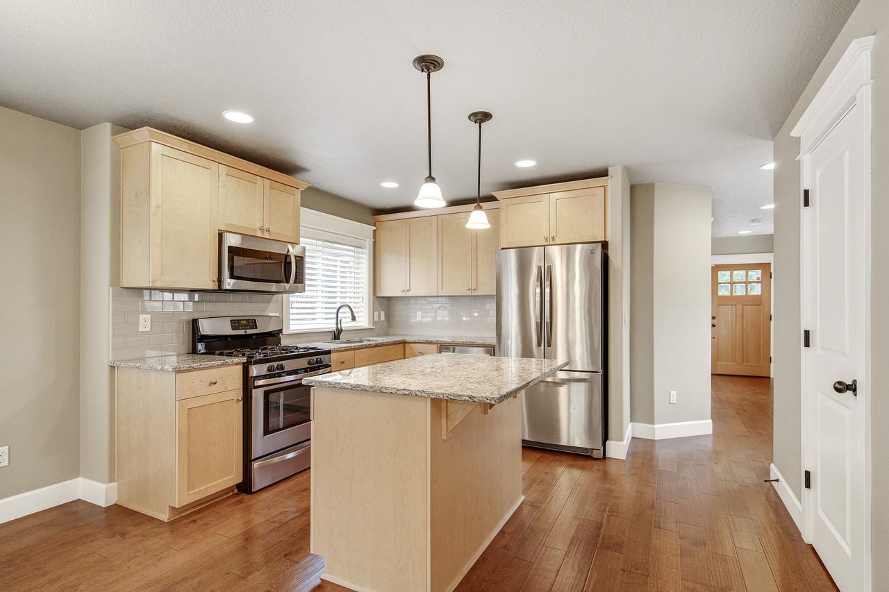 6145 Se Woodstock Blvd #NA - Photo 3 of 31