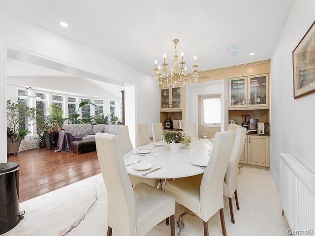 885 Boulevard Laird - Photo 3 of 9