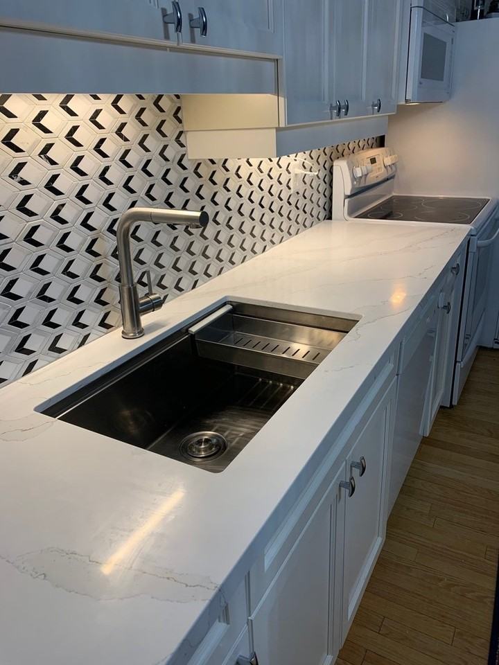 25 Valley Dr - Photo 3 of 12