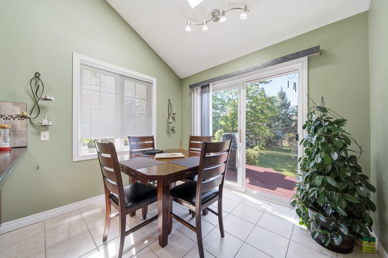 173 Riverwalk Place - Photo 4 of 27