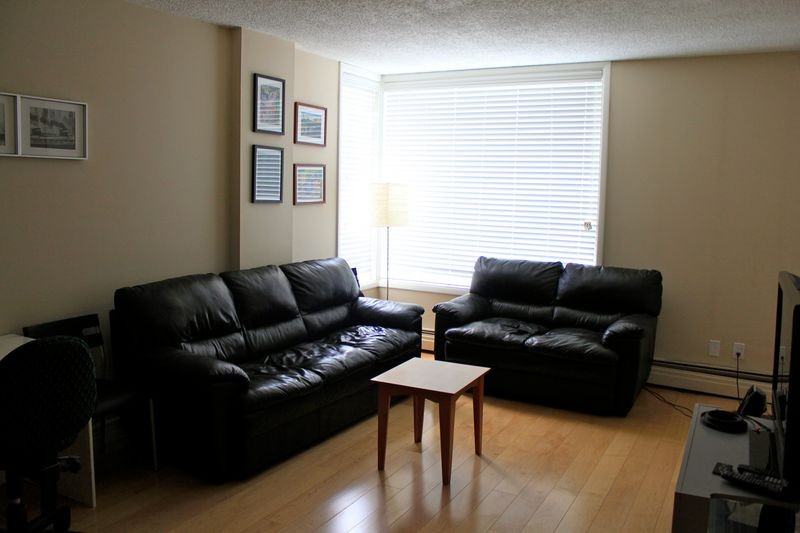 1123 13 Ave Sw