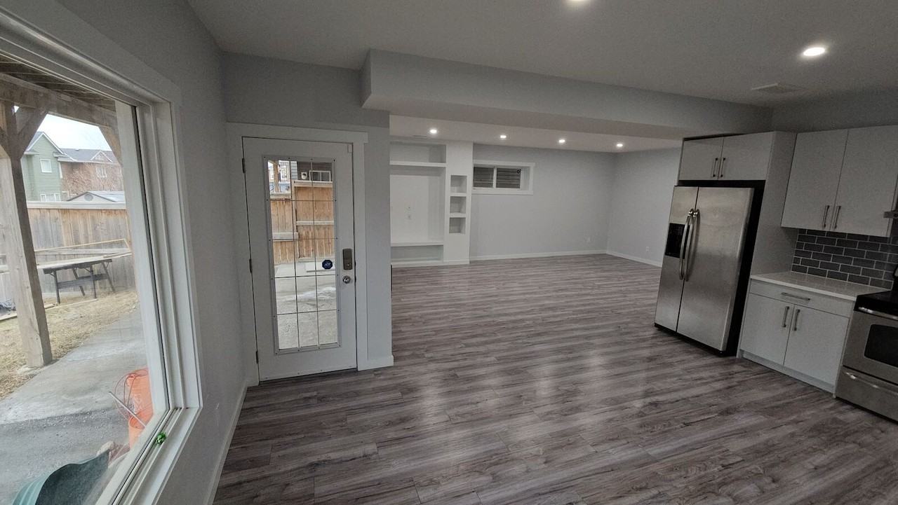 Evanspark Cir Nw - Photo 2 of 8