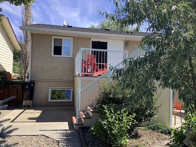 120 Jerry Potts Blvd W - Photo 3 of 12