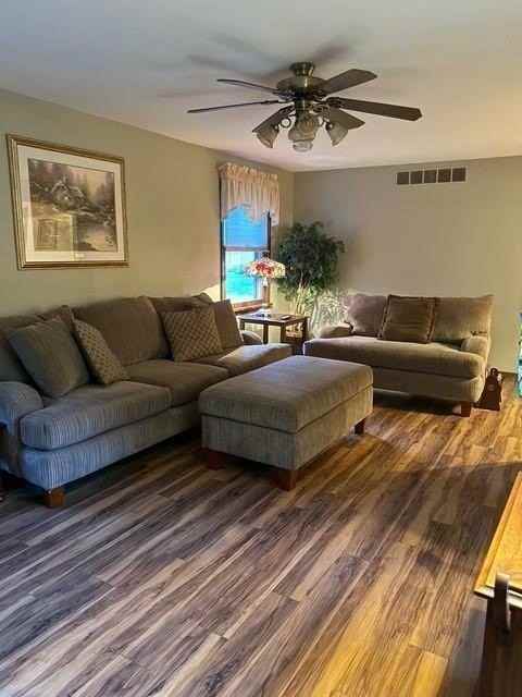 56 Tree Brook Dr - Photo 4 of 10