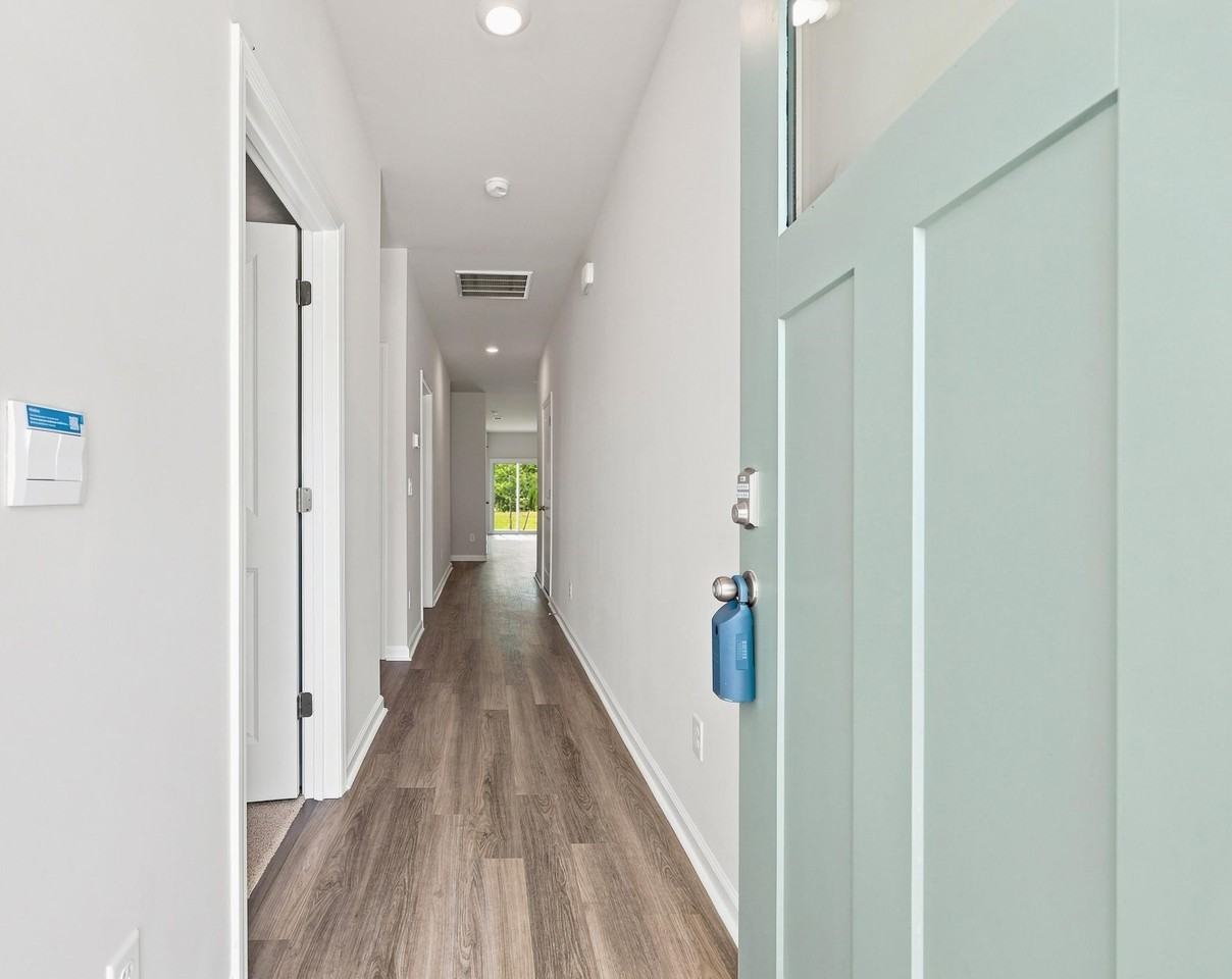 284 Long Beard Way - Photo 2 of 31