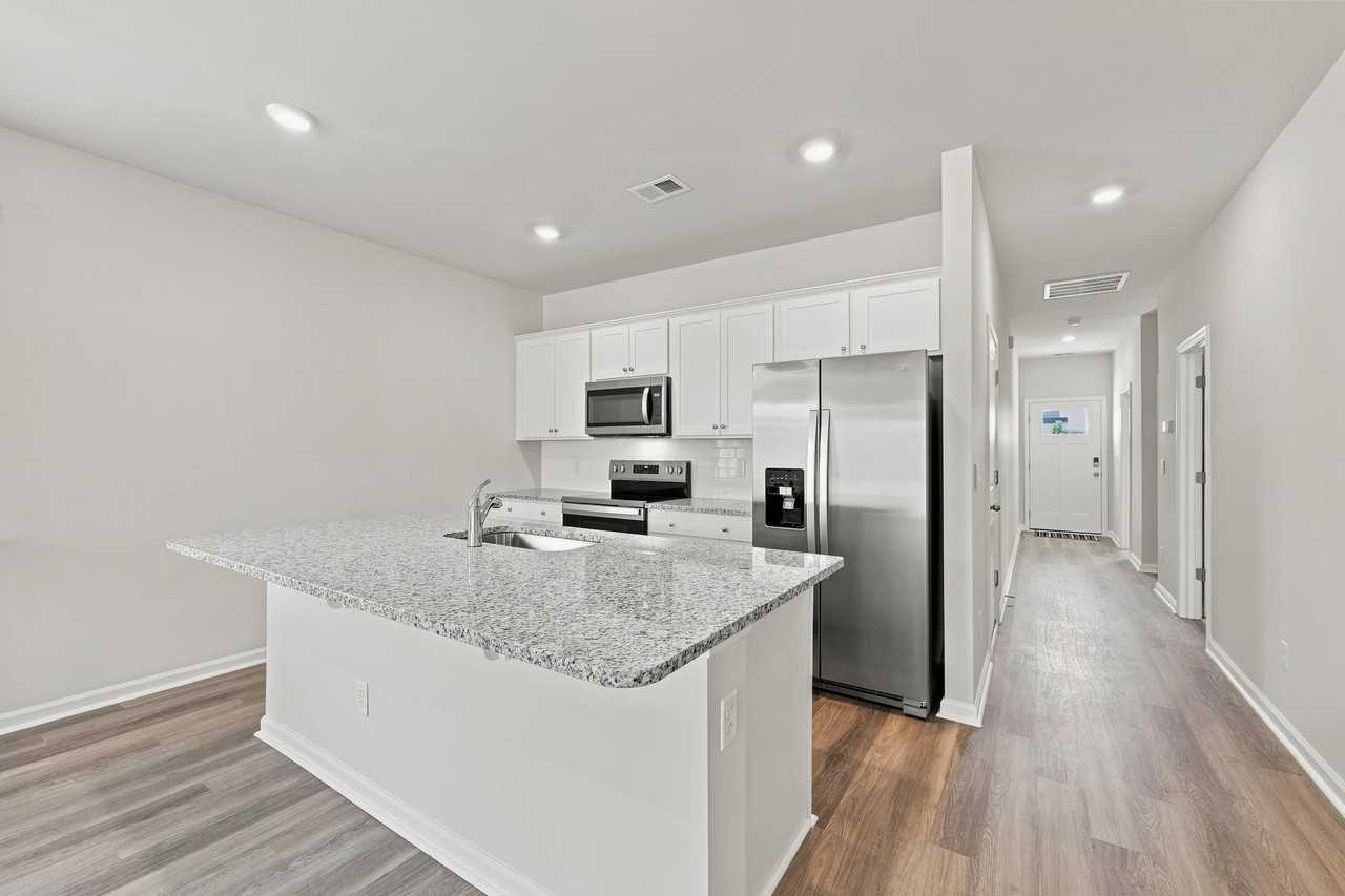 284 Long Beard Way - Photo 3 of 31