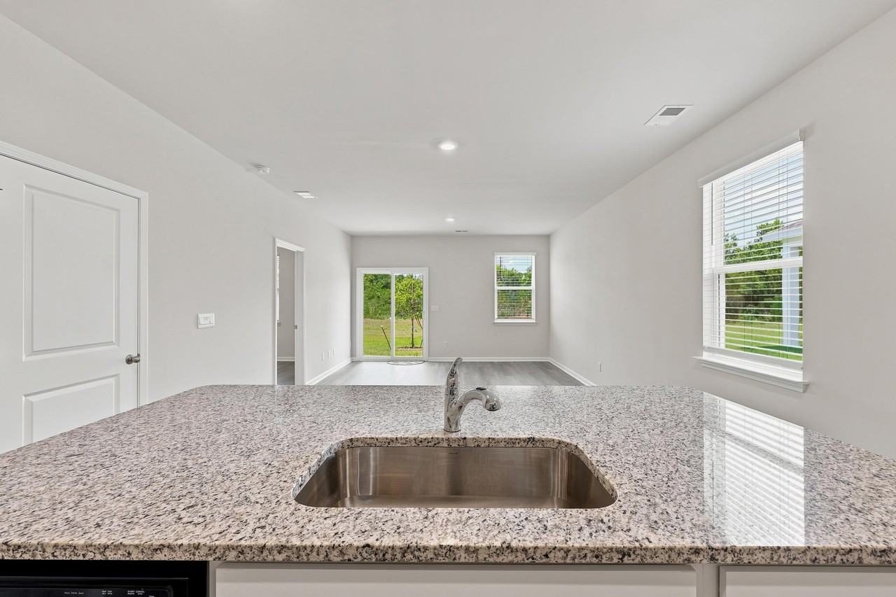 284 Long Beard Way - Photo 6 of 31