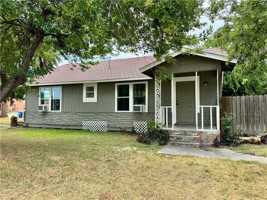 featured image of 500 W Merriman St