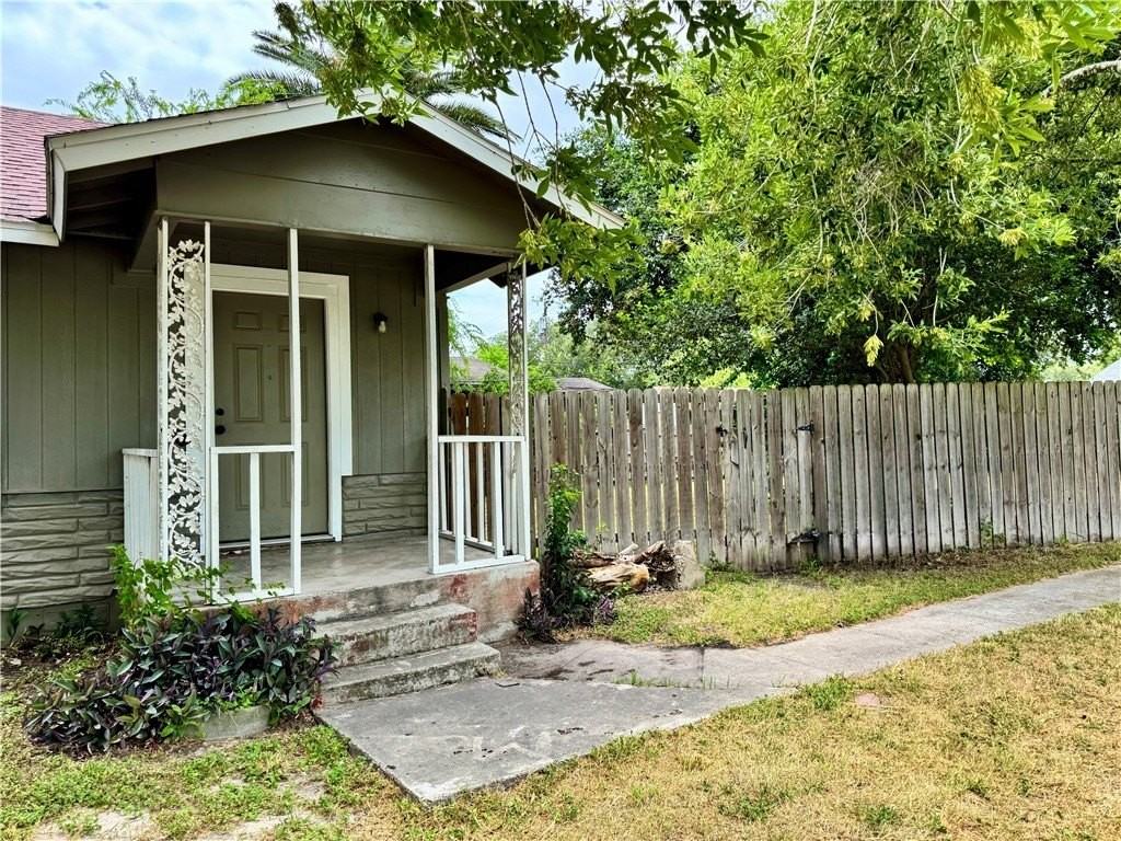 500 W Merriman St - Photo 2 of 22