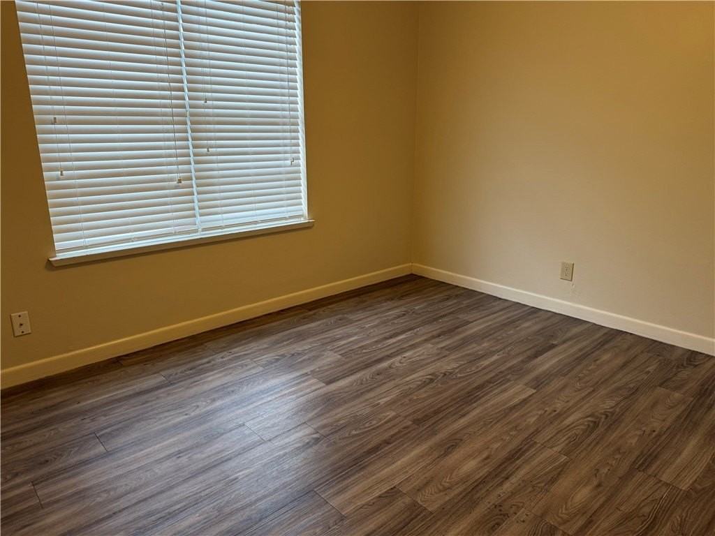 4314 Driftwood Pl - Photo 7 of 10