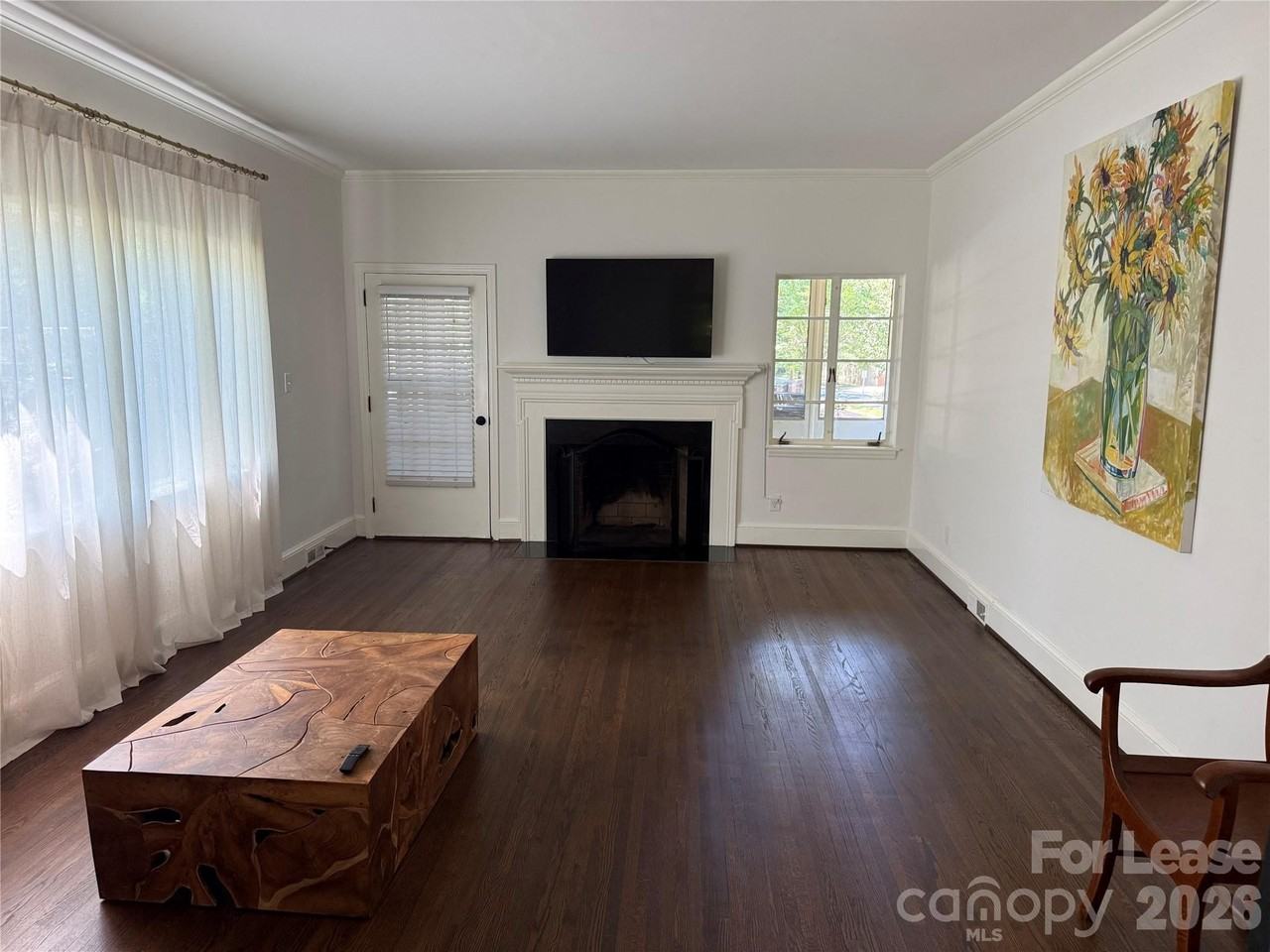 701 Berkeley Ave - Photo 3 of 14