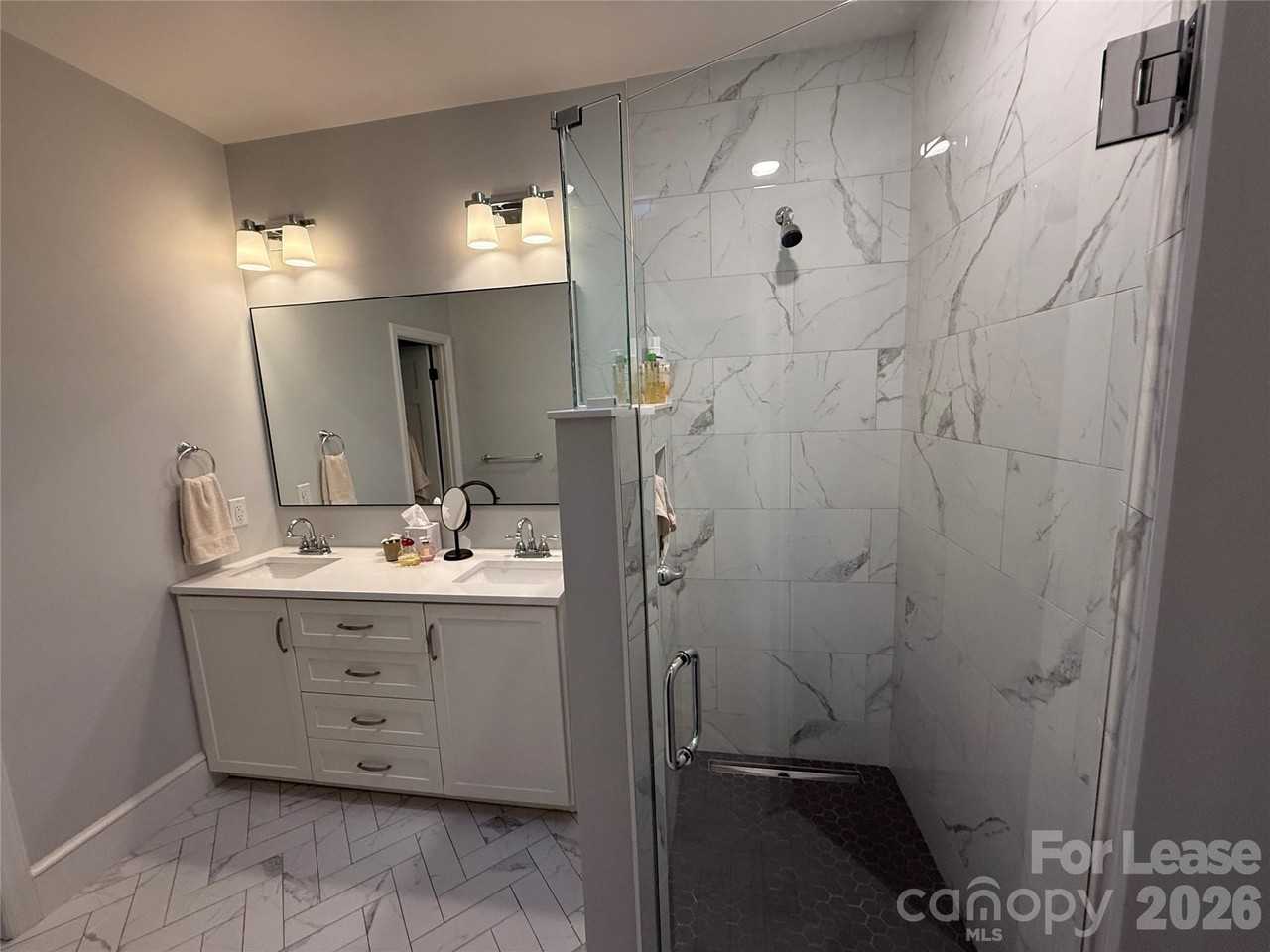 701 Berkeley Ave - Photo 7 of 14