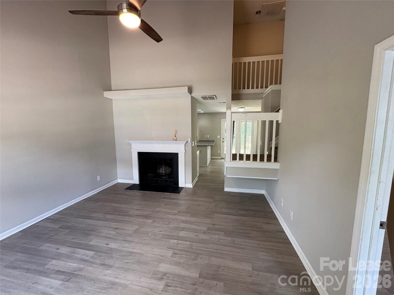 12637 Tucker Crossing Ln - Photo 3 of 28