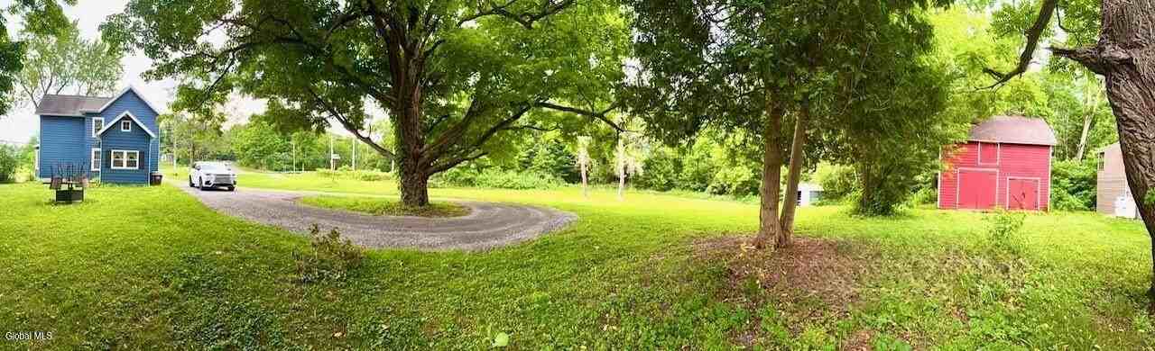 2145 New Scotland Rd - Photo 2 of 20