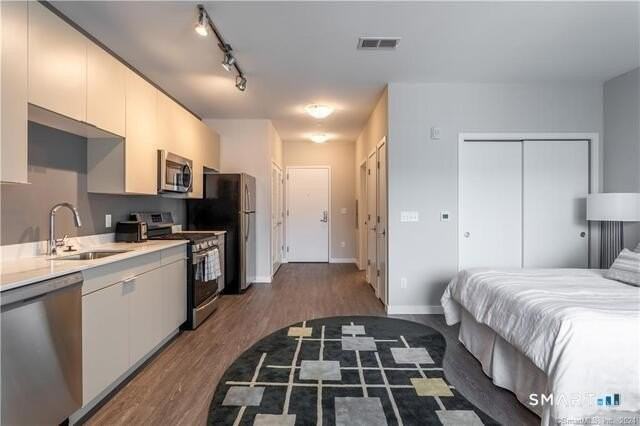 1 Glover Ave #B361 - Photo 6 of 14