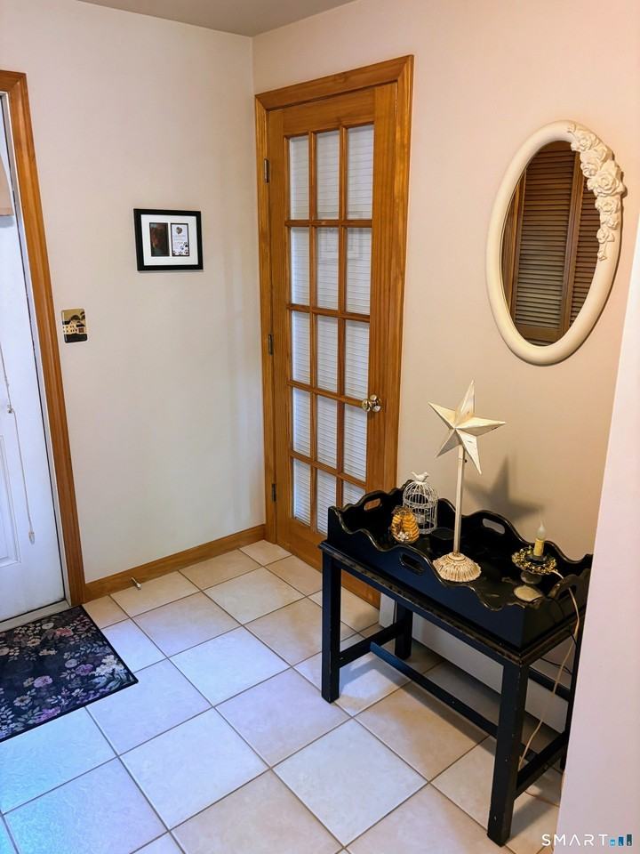 7 Stephens Ct - Photo 3 of 13