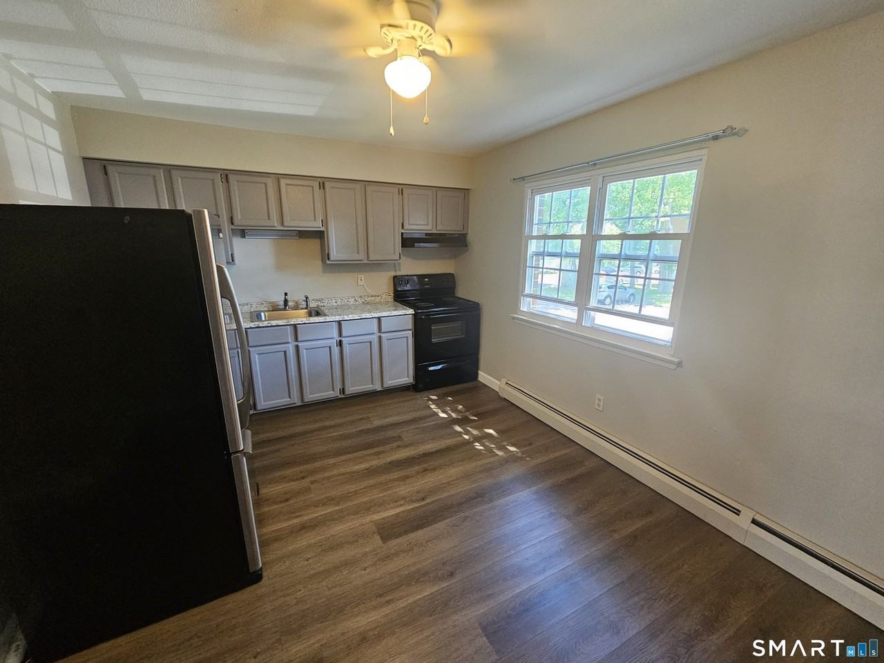 55 Beths Ave #81 - Photo 4 of 18