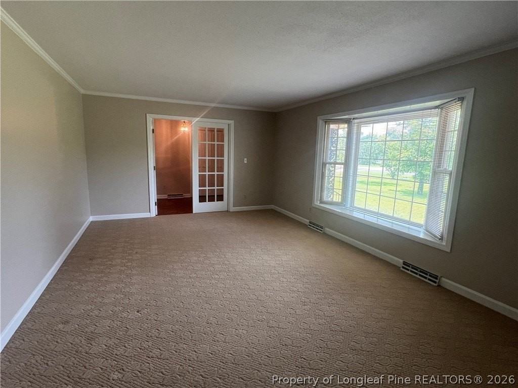 368 Rock Hill Rd - Photo 3 of 24