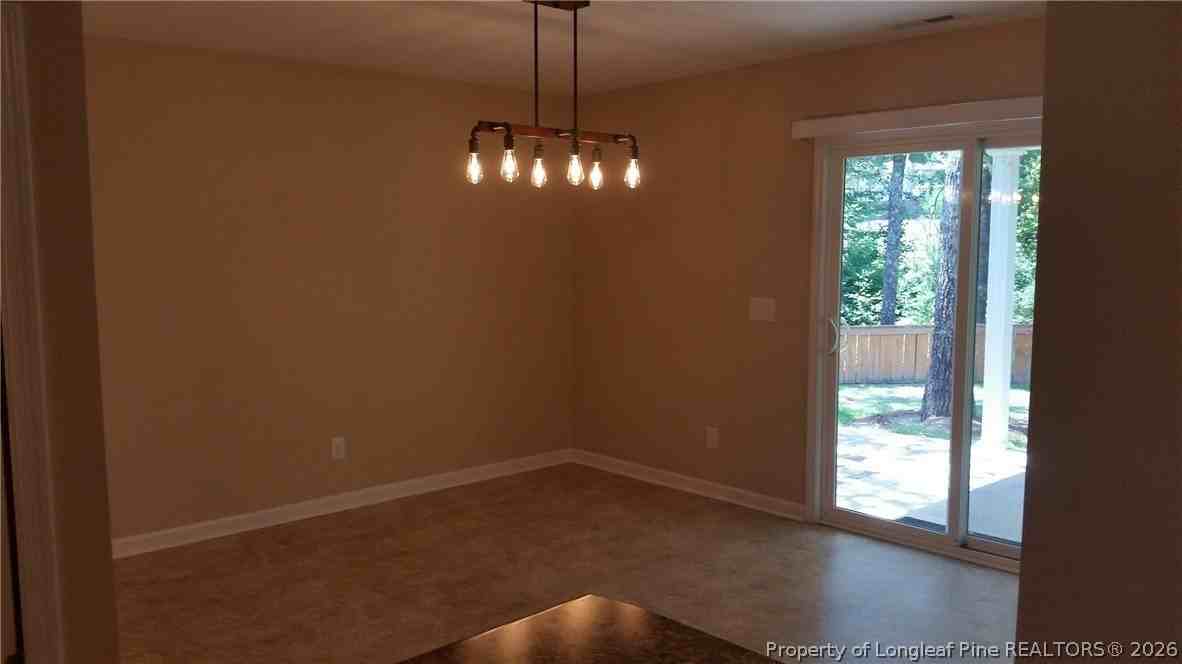 100 Burr Oak Cir - Photo 7 of 20