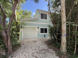 featured image of 809 Miramar Dr