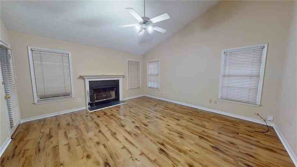 110 Beaverwood Ln - Photo 5 of 15