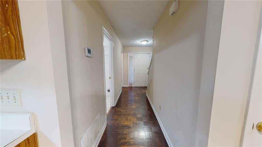 110 Beaverwood Ln - Photo 6 of 15