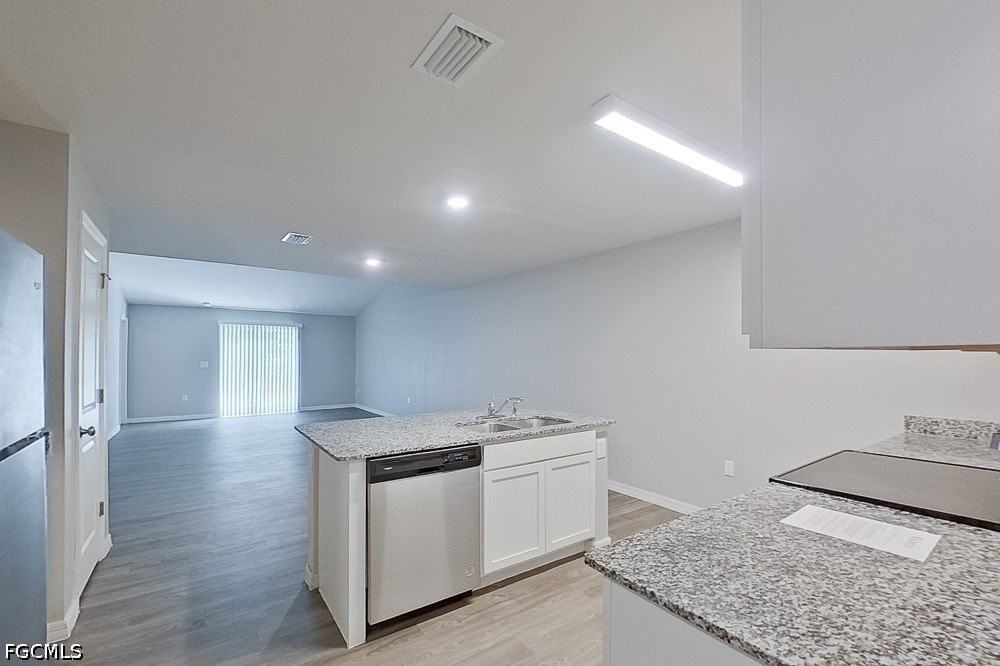 9141 Aegean Cir - Photo 3 of 18