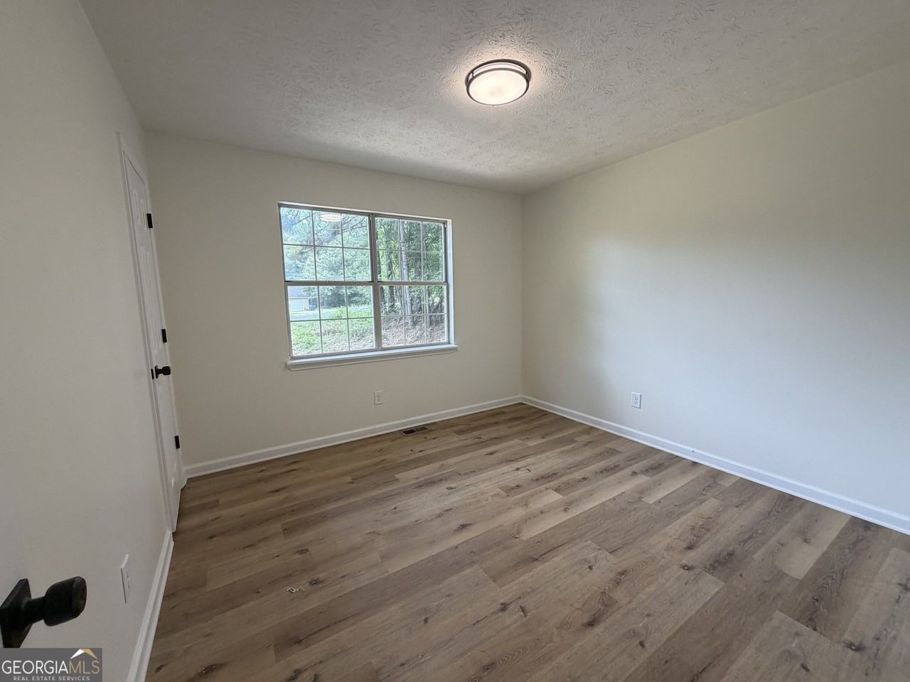 1730 Bullock Dr - Photo 5 of 11