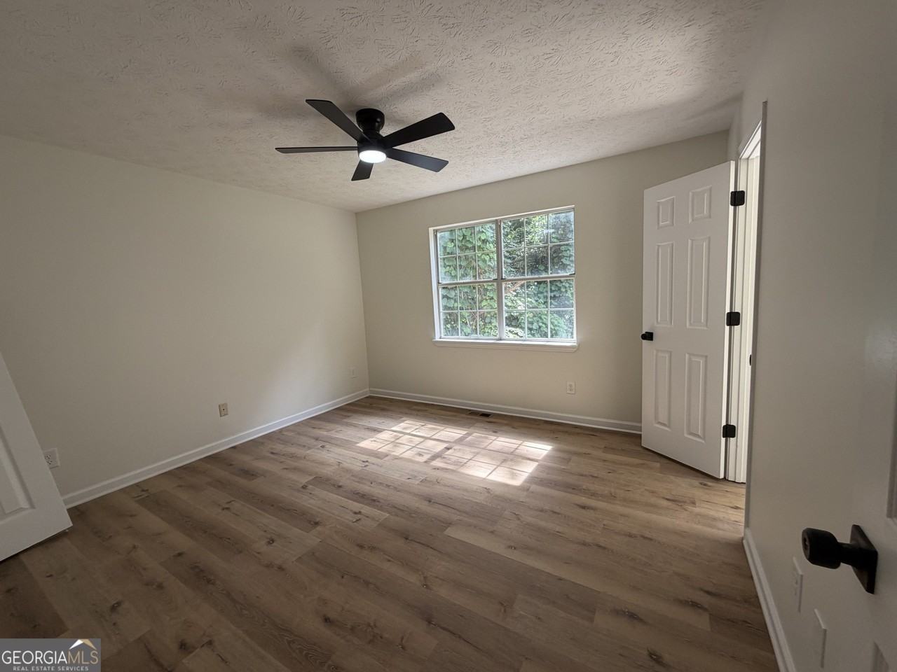 1730 Bullock Dr - Photo 7 of 11
