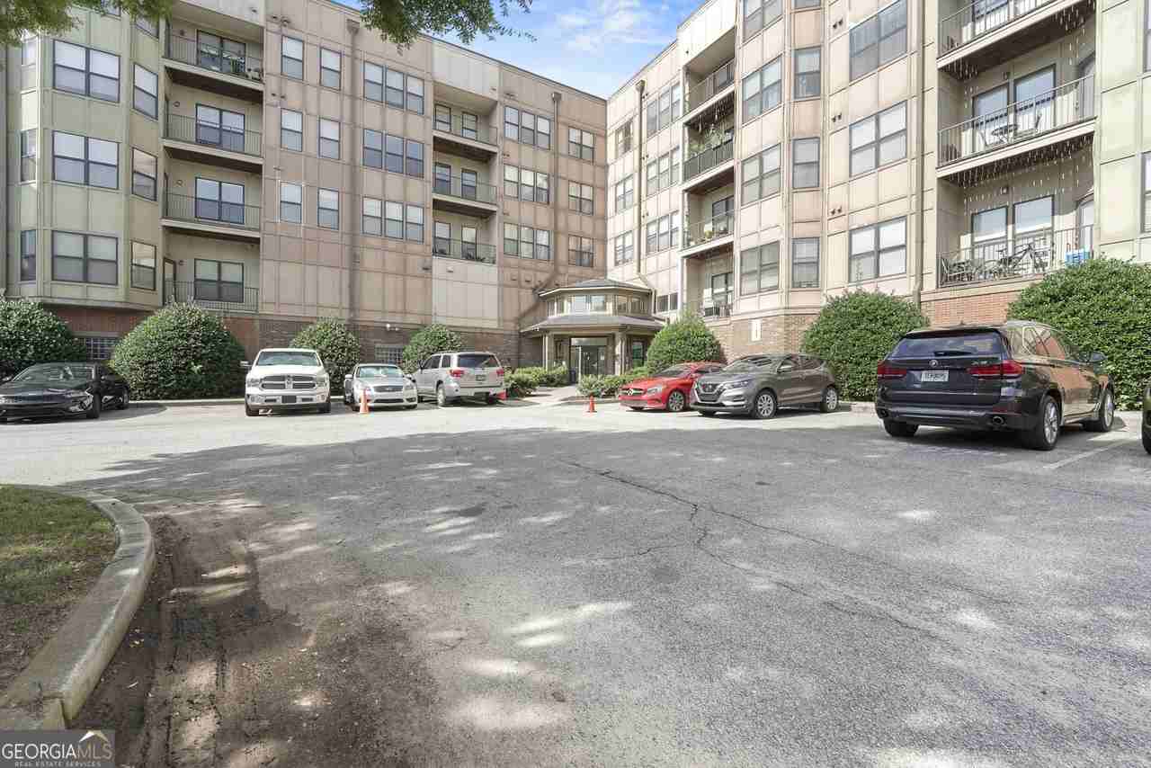 898 Oak St Sw #1105 - Photo 2 of 22